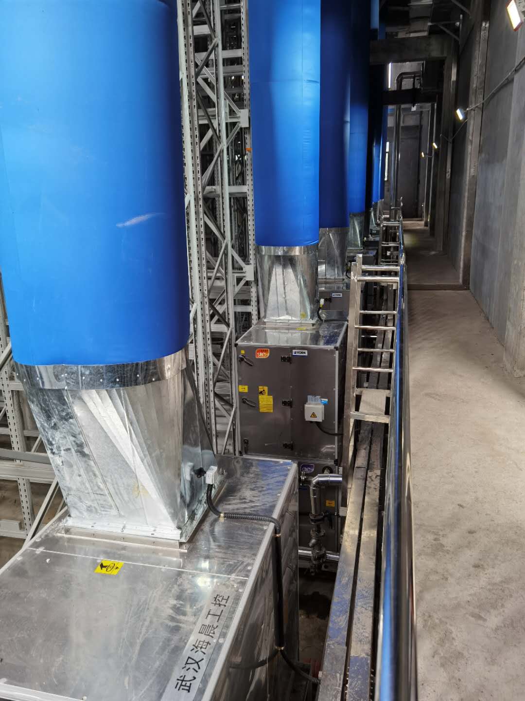 武漢海晨工控助力酒廠立庫系統